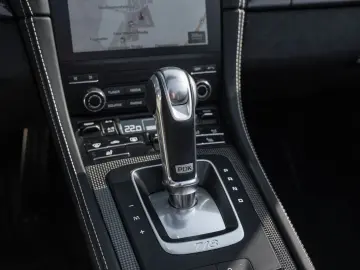 PORSCHE Boxster GTS 4.0 PDK CarPlay BOSE Navi LED