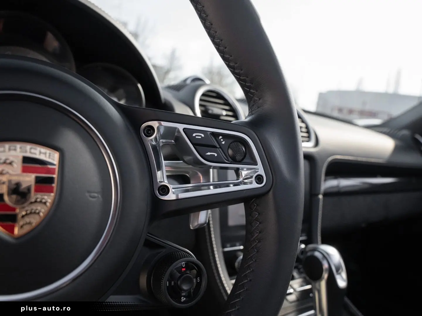 PORSCHE Boxster GTS 4.0 PDK CarPlay BOSE Navi LED