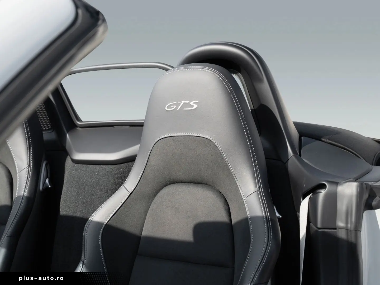 PORSCHE Boxster GTS 4.0 PDK CarPlay BOSE Navi LED