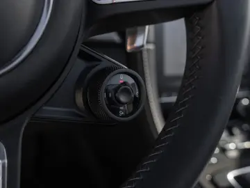 PORSCHE Boxster GTS 4.0 PDK CarPlay BOSE Navi LED