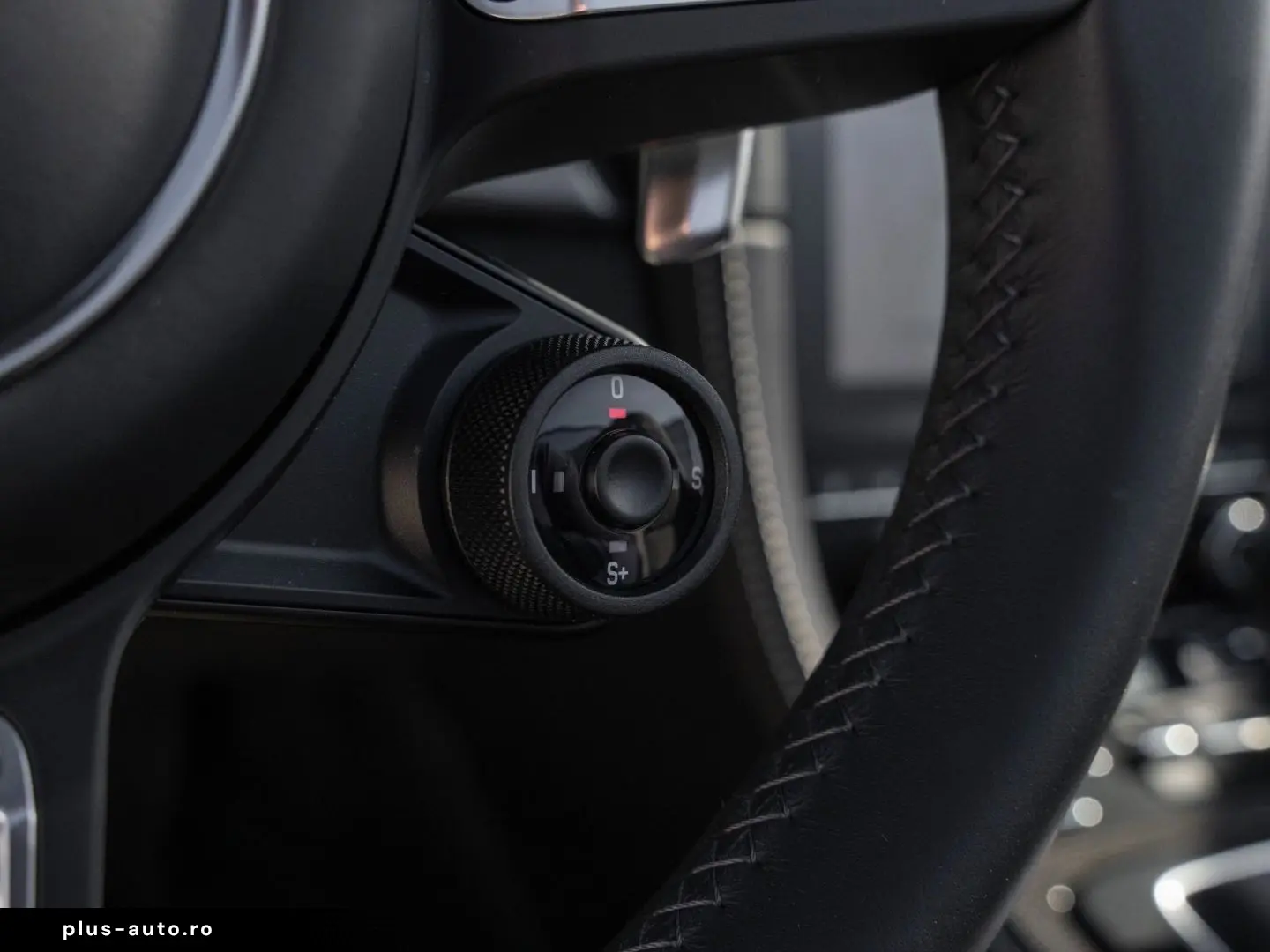 PORSCHE Boxster GTS 4.0 PDK CarPlay BOSE Navi LED