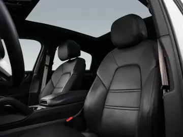 PORSCHE Cayenne Coupe Platinum Edition AHK Burmester