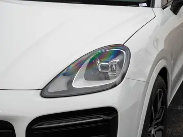 PORSCHE Cayenne Coupe Platinum Edition AHK Burmester