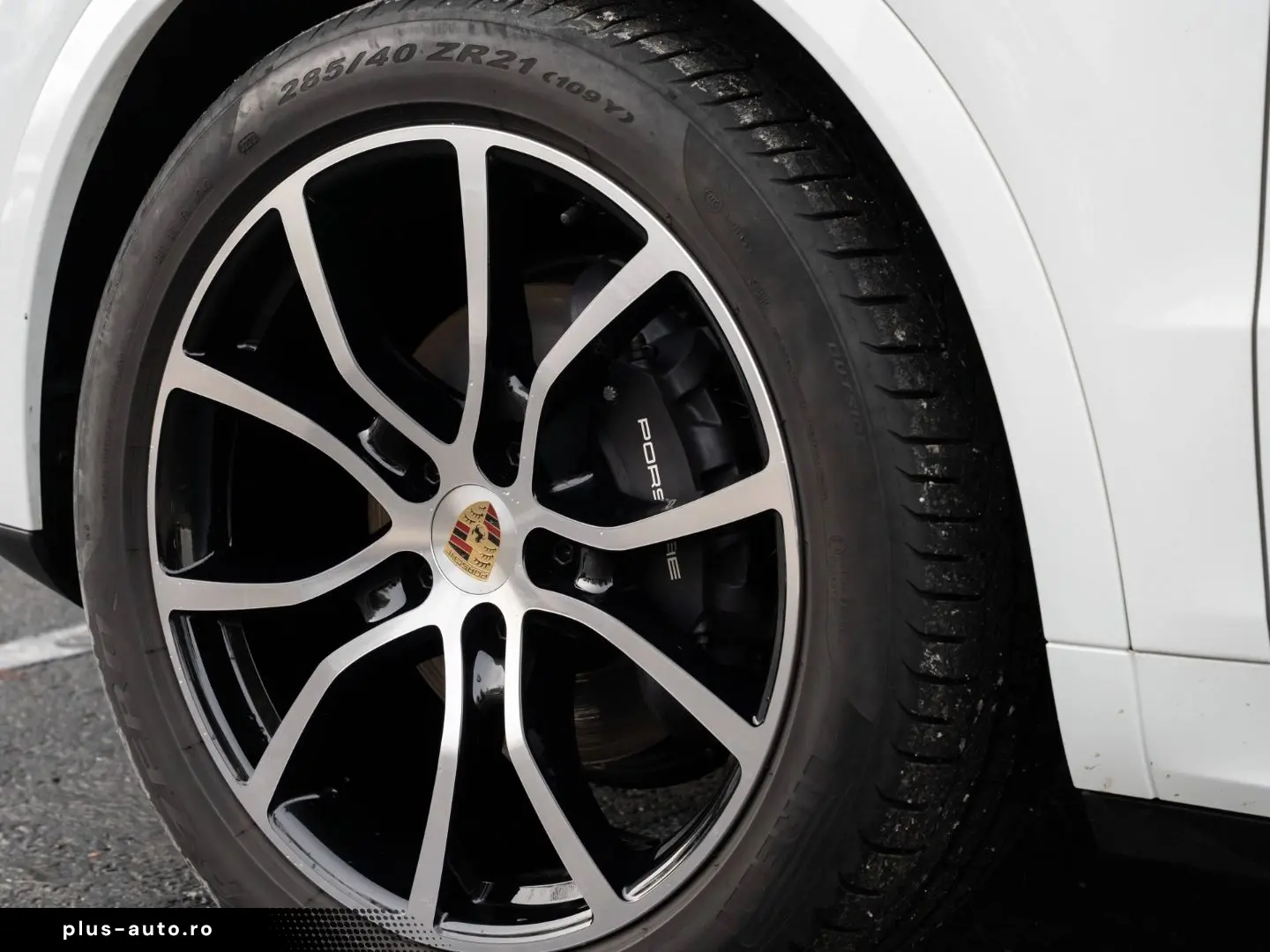 PORSCHE Cayenne Coupe Platinum Edition AHK Burmester