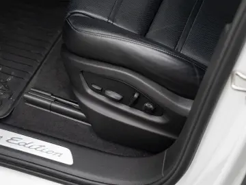 PORSCHE Cayenne Coupe Platinum Edition AHK Burmester