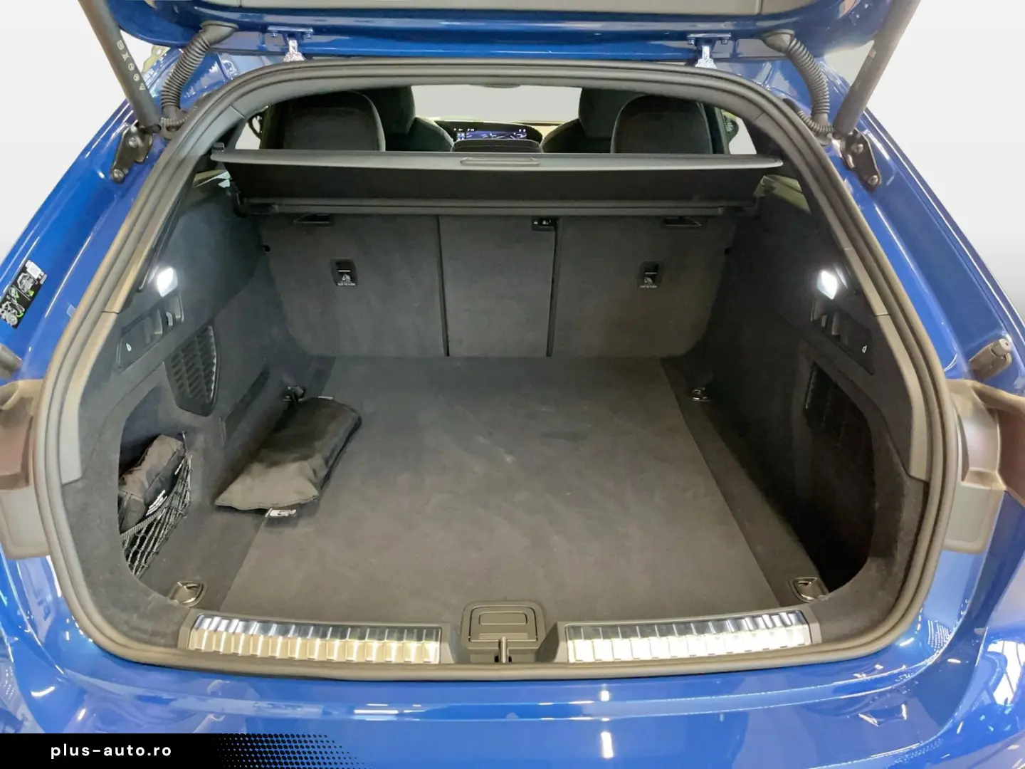 AUDI A5 Avant TFSI quattro S tronic S Line edition on