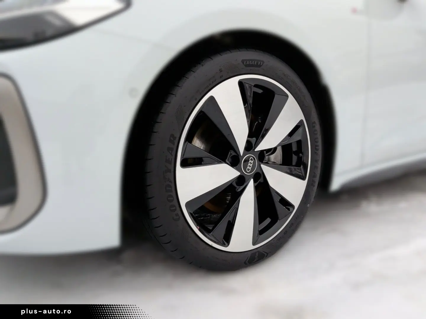 AUDI A5 Avant TDI S-Line   MATRIX B&O HUD TECH  19