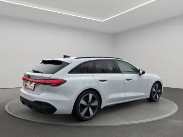 AUDI A5 Avant 2.0 TFSI S-tronic S line NAVI ACC MATRI