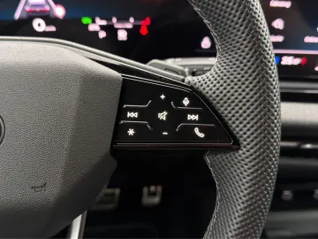 AUDI A5 Avant TDI S tronic  S line  Tech Plus