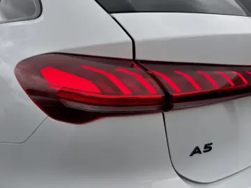 AUDI A5 Avant TDI S tronic  S line  Tech Plus