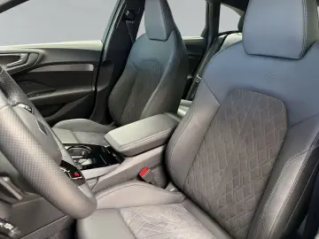 AUDI A5 Avant TFSI S line qu tro 360  AHK Matrix Navi