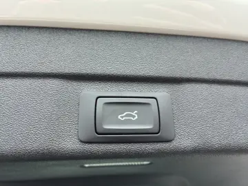 AUDI A5 Avant TDI NAVI LED B&O HUD KAMERA LEDER 18ZOL