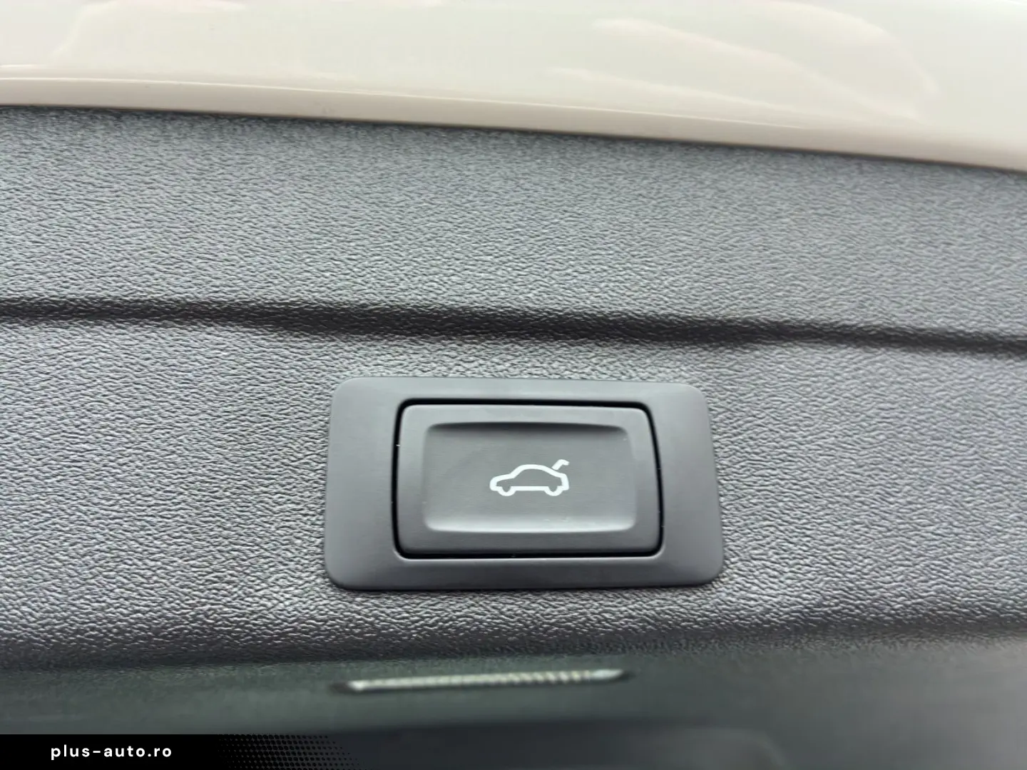 AUDI A5 Avant TDI NAVI LED B&O HUD KAMERA LEDER 18ZOL