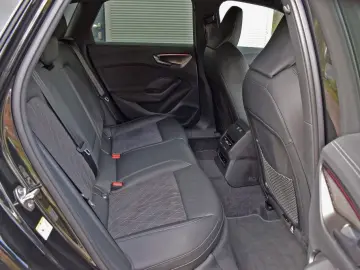 AUDI A5 Avant TDI quattro  S-line Matrix AHK HuD 360