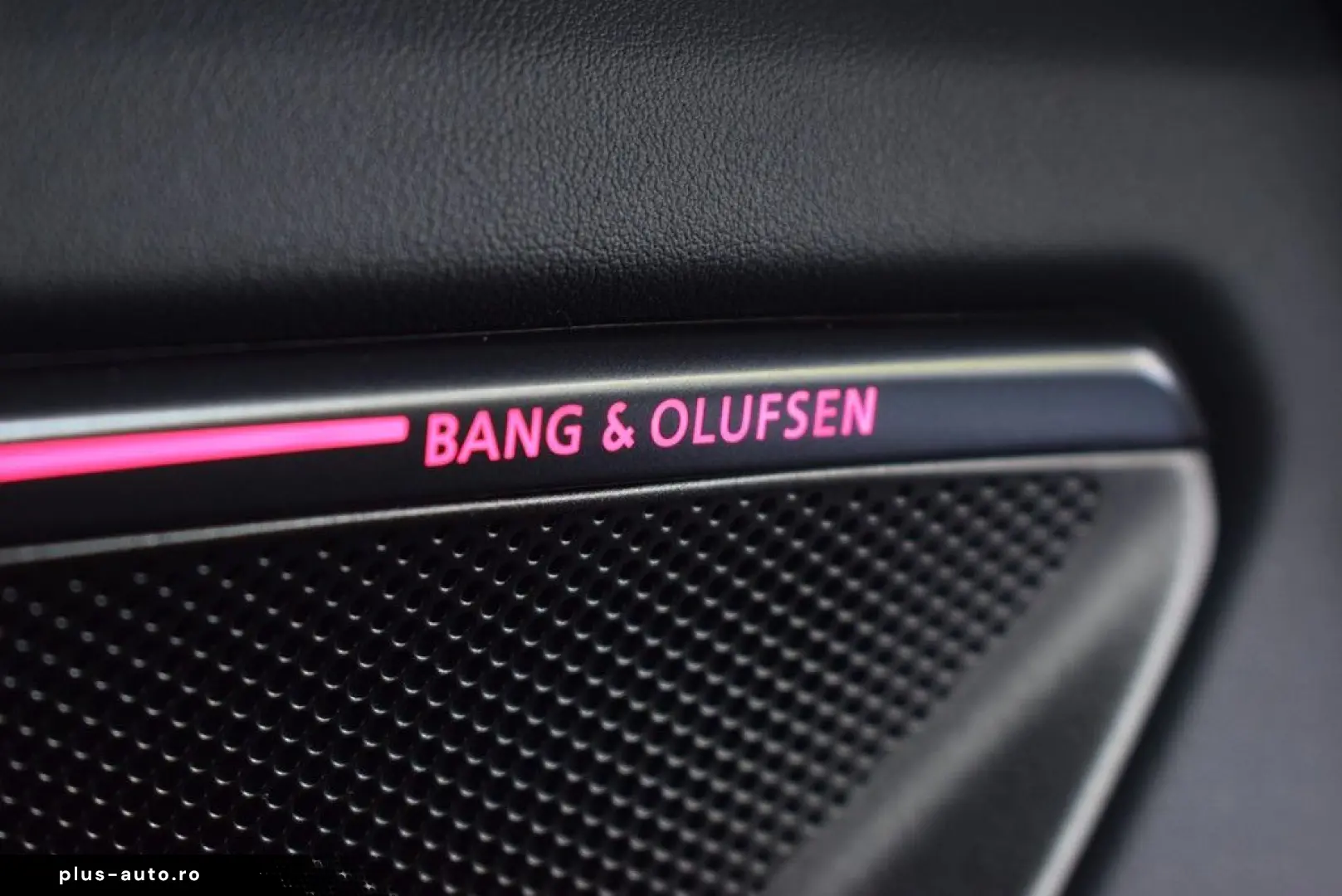 AUDI A5 Avant TDI quattro  S-line Matrix AHK HuD 360