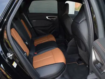 AUDI A5 Avant TDI quattro  S-line Matrix B&O RüKam