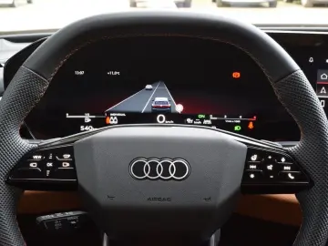 AUDI A5 Avant TDI quattro  S-line Matrix B&O RüKam
