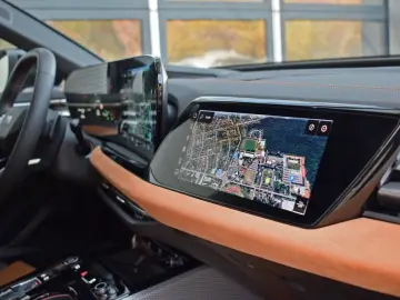 AUDI A5 Avant TDI quattro  S-line Matrix B&O RüKam