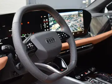 AUDI A5 Avant TDI quattro  S-line Matrix B&O RüKam