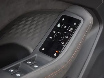 AUDI A5 Avant TDI quattro  S-line Matrix B&O RüKam