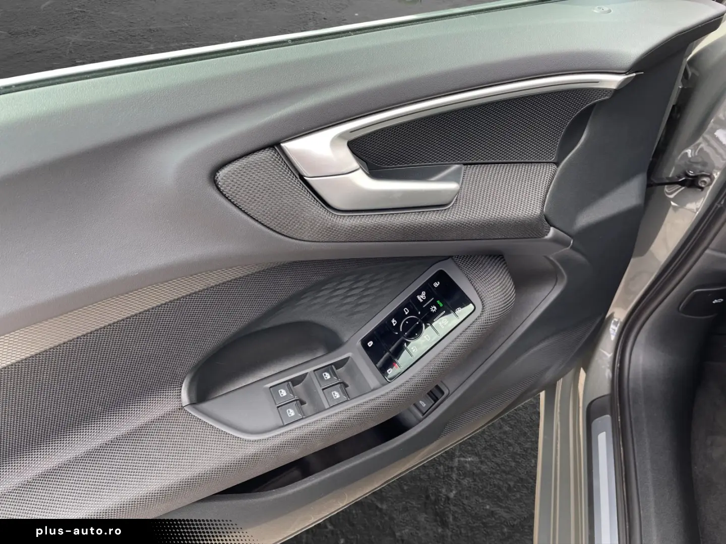 AUDI A5 Avant 2.0 TFSI  Navi LED Kamera PDC LM Tempo