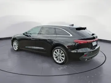 AUDI A5 Avant TFSI S tronic  NAVI LED ACC RATE 338 --