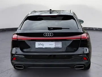 AUDI A5 Avant TFSI S tronic  NAVI LED ACC RATE 338 --