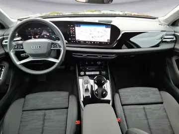 AUDI A5 Avant TFSI S tronic  NAVI LED ACC RATE 338 --