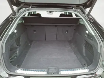 AUDI A5 Avant TFSI S tronic  NAVI LED ACC RATE 338 --