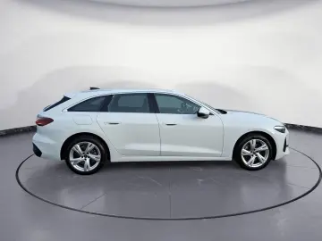 AUDI A5 Avant TFSI S tronic  NAVI LED ACC  GW  RATE 3