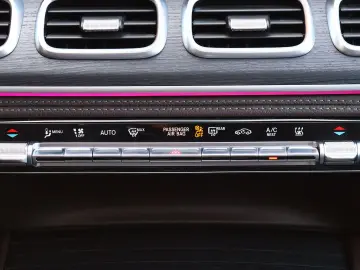 MERCEDES-BENZ GLE 350 de 4M AMG DISTRO PANO KAM360 AIRMATIC