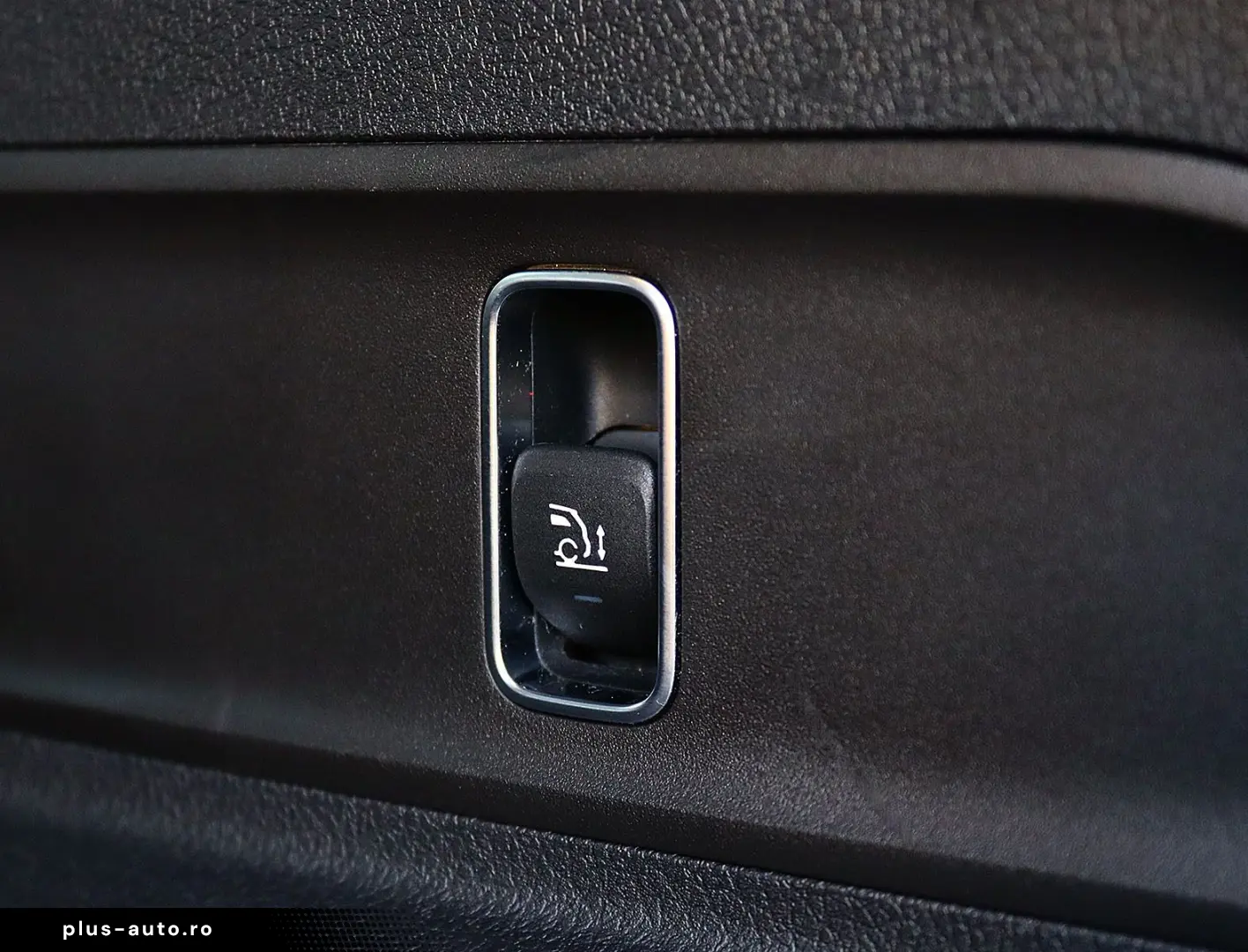 MERCEDES-BENZ GLE 350 de 4M AMG DISTRO PANO KAM360 AIRMATIC