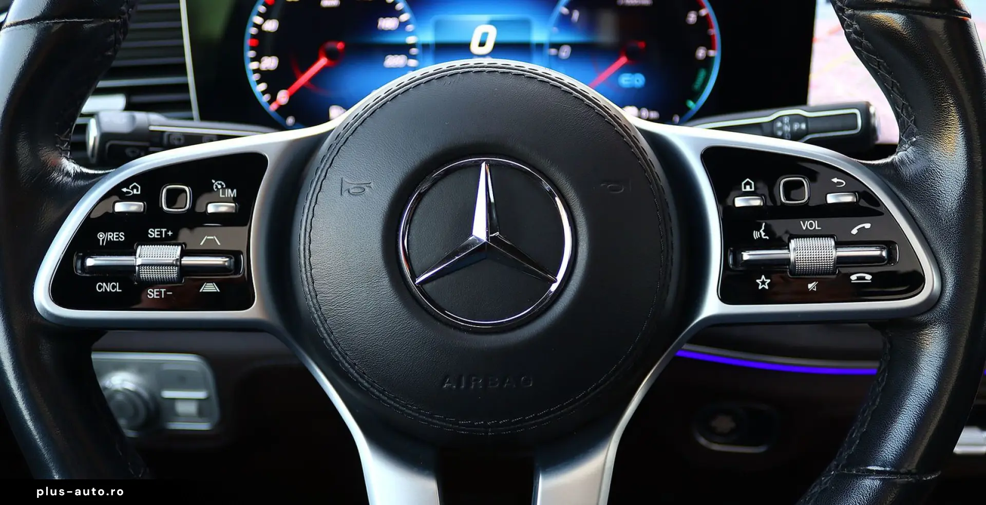 MERCEDES-BENZ GLE 350 de 4M AMG DISTRO PANO KAM360 AIRMATIC