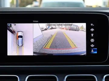 MERCEDES-BENZ GLE 350 de 4M AMG DISTRO PANO KAM360 AIRMATIC