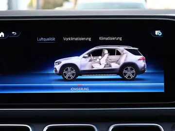 MERCEDES-BENZ GLE 350 de 4M AMG DISTRO PANO KAM360 AIRMATIC