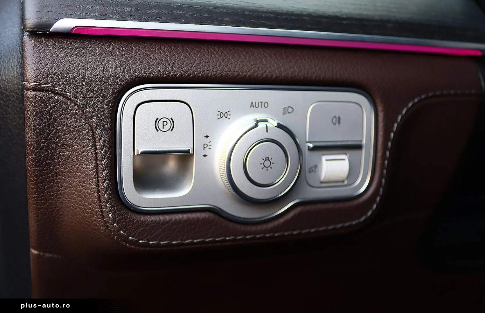 MERCEDES-BENZ GLE 350 de 4M AMG DISTRO PANO KAM360 AIRMATIC