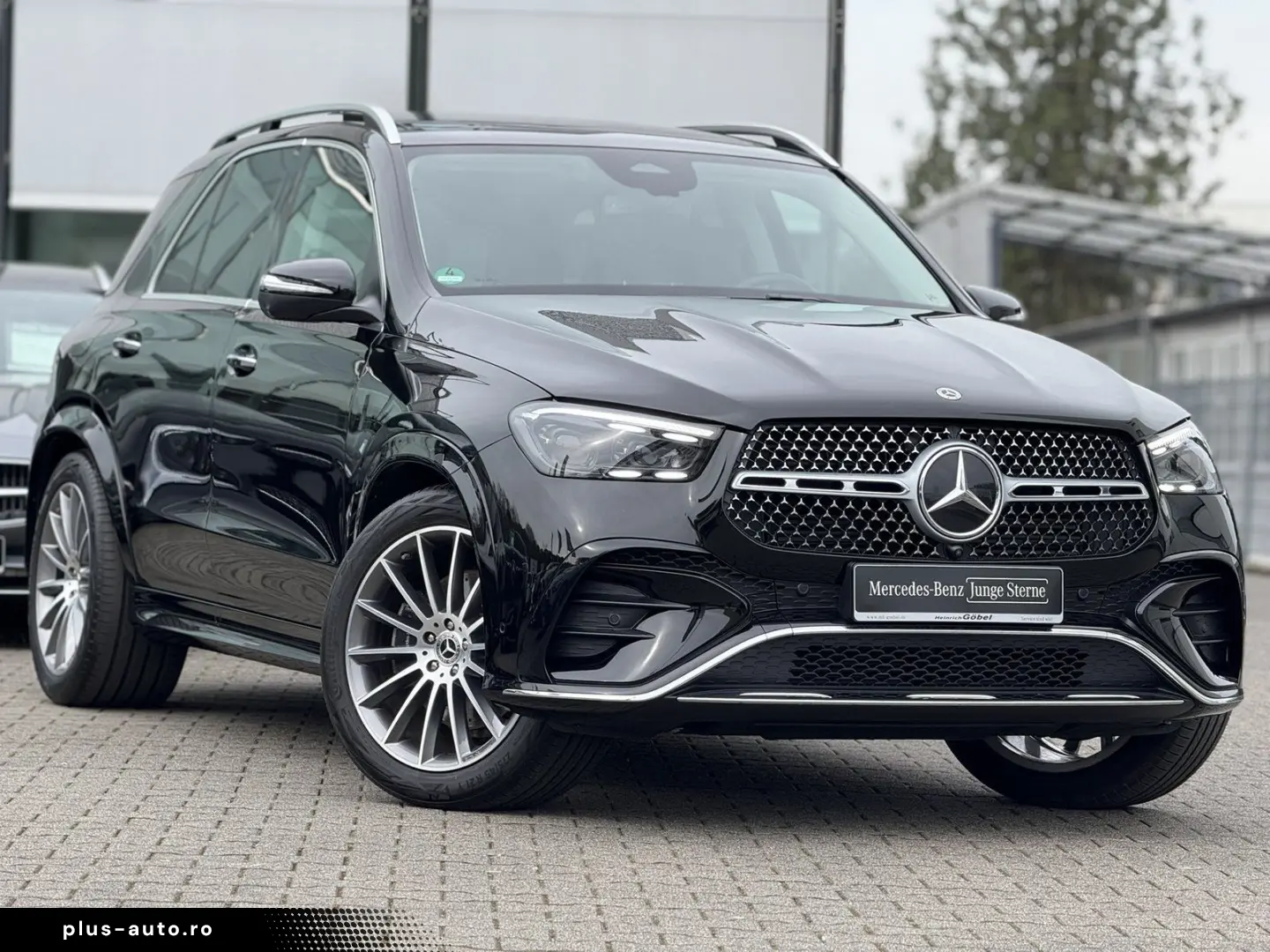 MERCEDES-BENZ GLE 300 d AMG PANO AHK 21 Zoll 360  BURMESTER