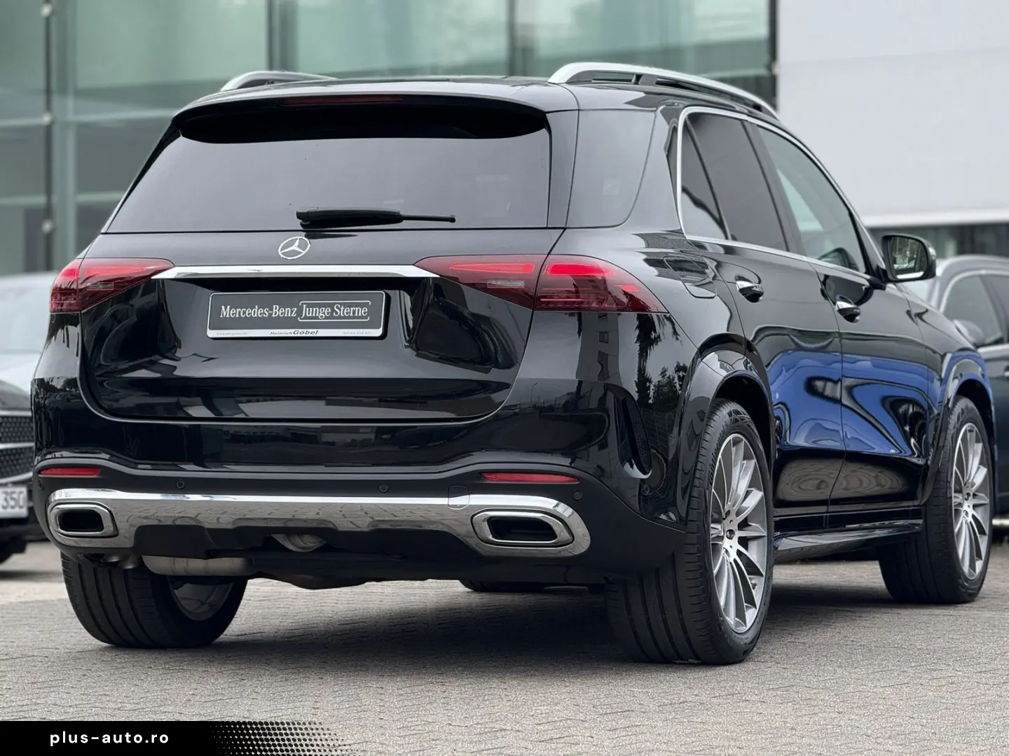 MERCEDES-BENZ GLE 300 d AMG PANO AHK 21 Zoll 360  BURMESTER