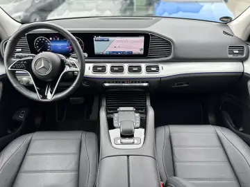 MERCEDES-BENZ GLE 300 d AMG PANO AHK 21 Zoll 360  BURMESTER