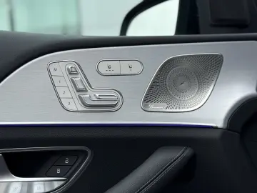 MERCEDES-BENZ GLE 300 d AMG PANO AHK 21 Zoll 360  BURMESTER