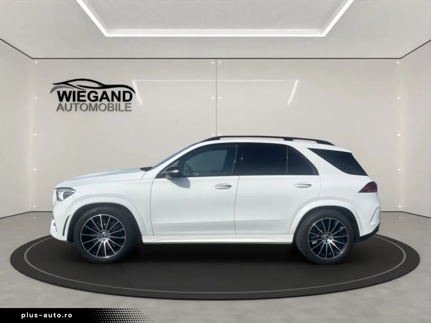 MERCEDES-BENZ GLE 450 4Matic 9G-TRONIC AMG Line PANO MEMORY
