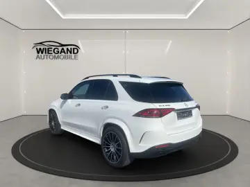 MERCEDES-BENZ GLE 450 4Matic 9G-TRONIC AMG Line PANO MEMORY