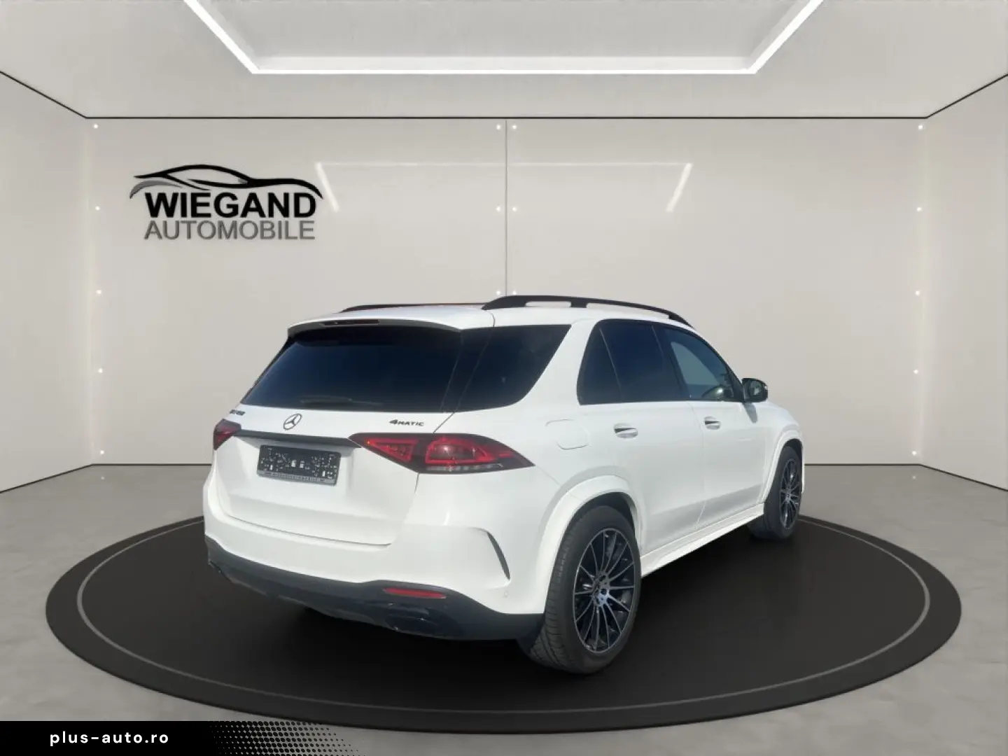 MERCEDES-BENZ GLE 450 4Matic 9G-TRONIC AMG Line PANO MEMORY