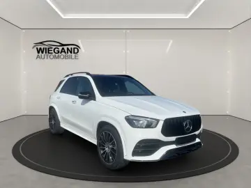 MERCEDES-BENZ GLE 450 4Matic 9G-TRONIC AMG Line PANO MEMORY