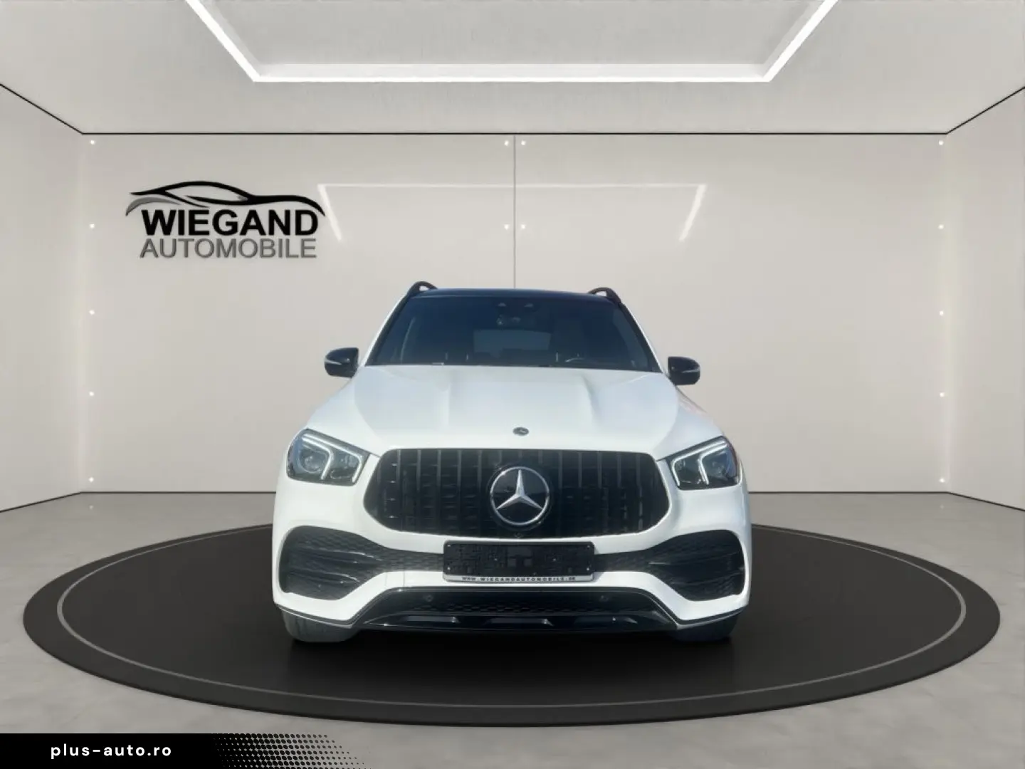 MERCEDES-BENZ GLE 450 4Matic 9G-TRONIC AMG Line PANO MEMORY