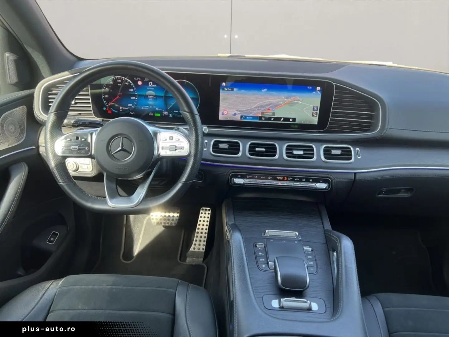 MERCEDES-BENZ GLE 450 4Matic 9G-TRONIC AMG Line PANO MEMORY