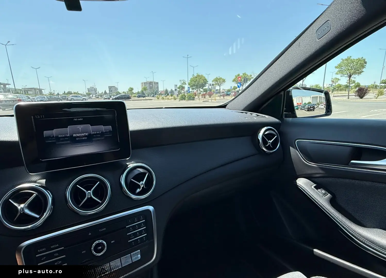 Mercedes-Benz GLA 180