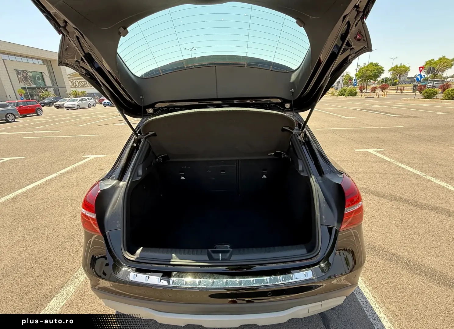 Mercedes-Benz GLA 180