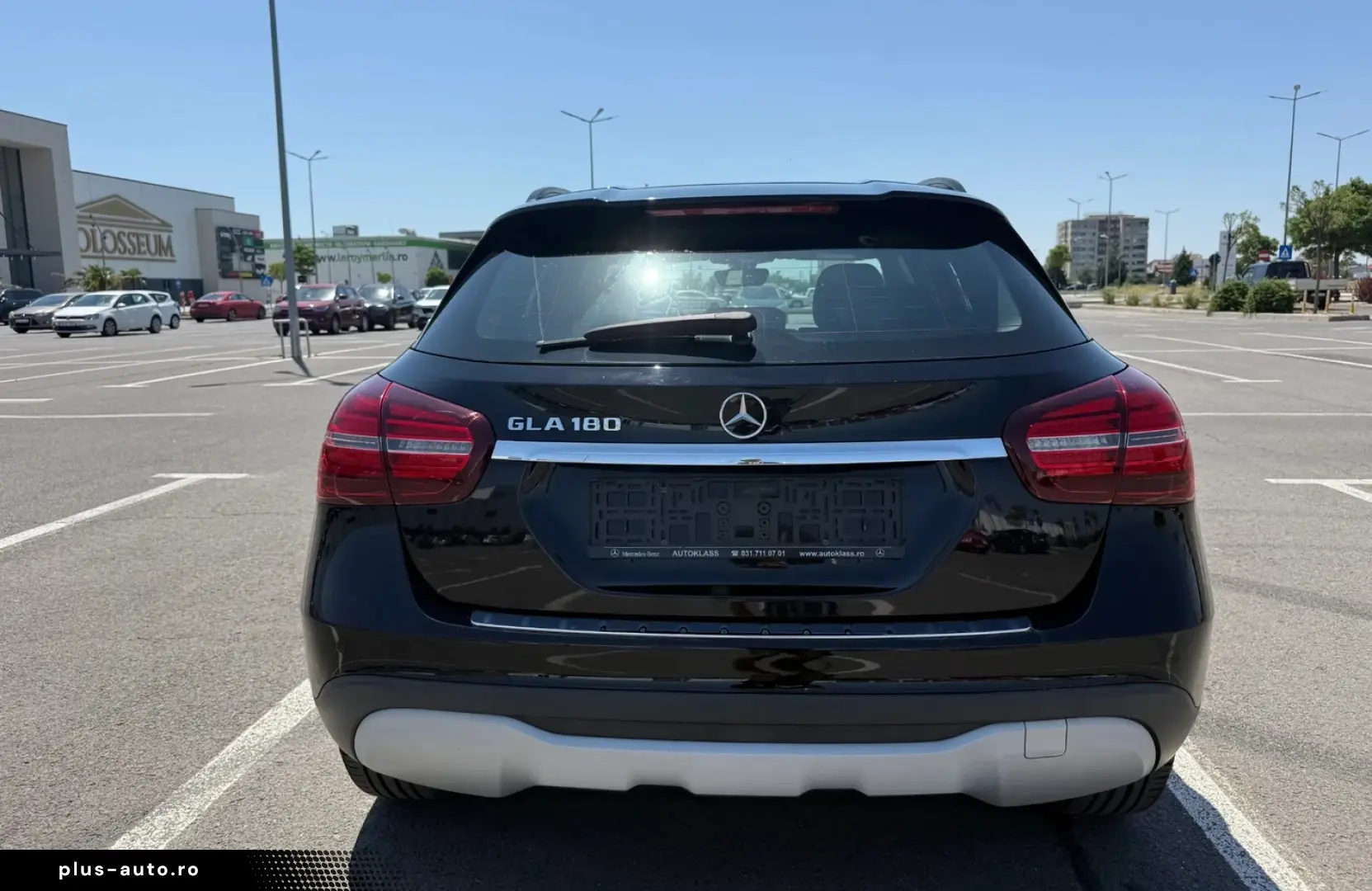 Mercedes-Benz GLA 180