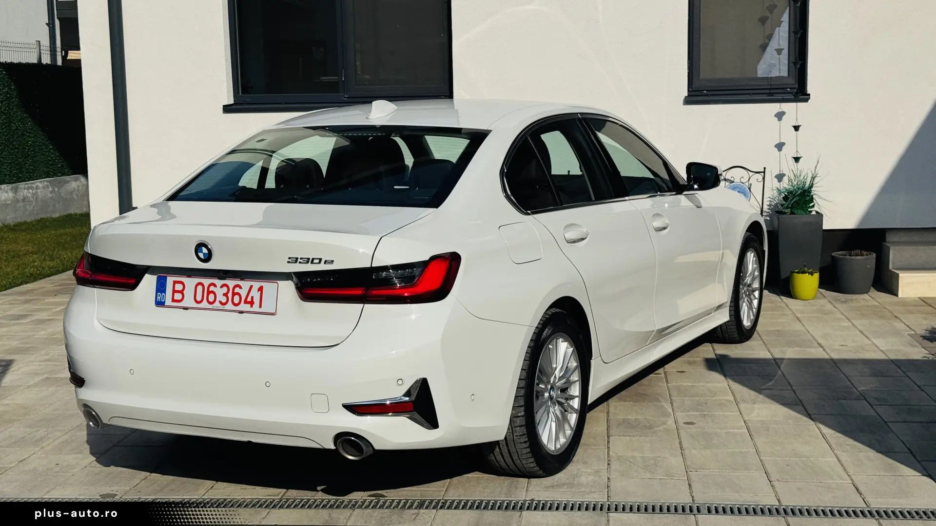 BMW 330e Luxury   292cp   stare perfecta !